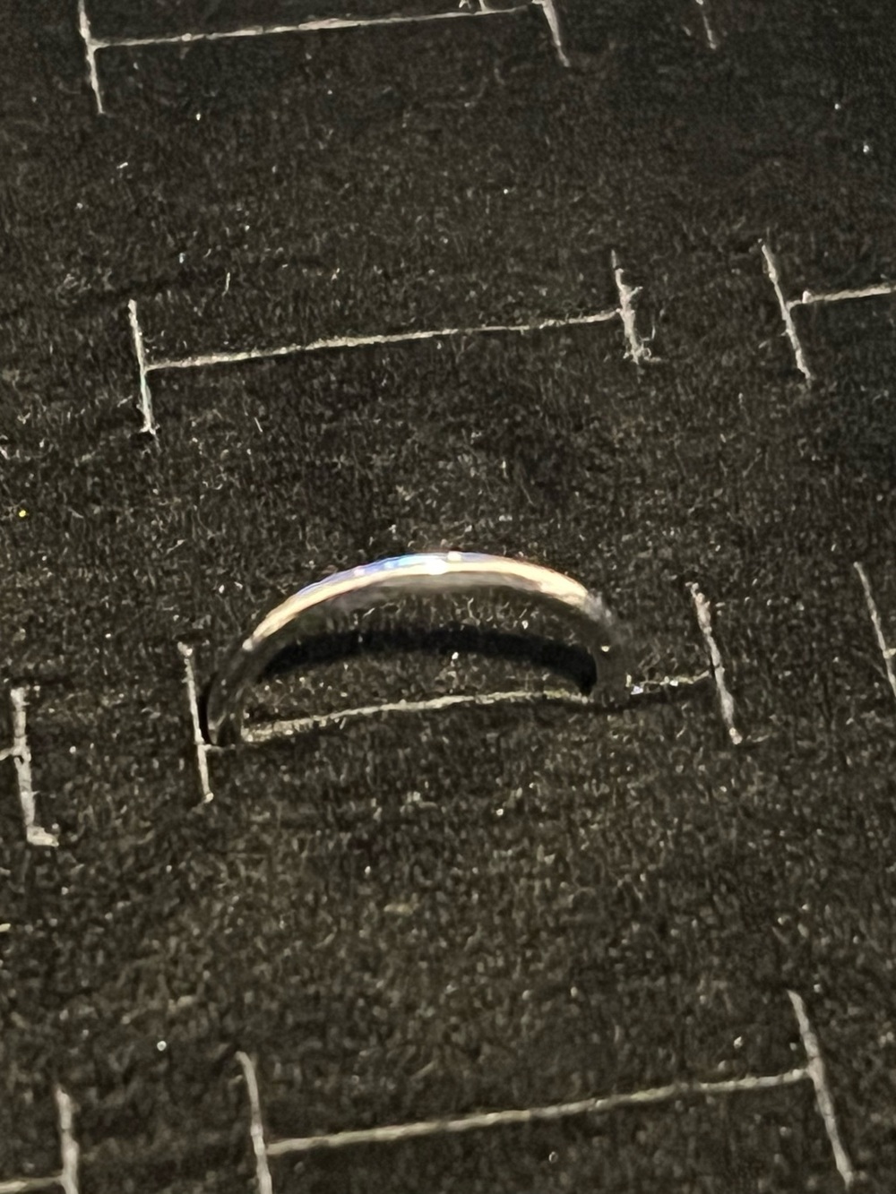 Classic Silver toned Band Ring size 5.5 - Polished Finish